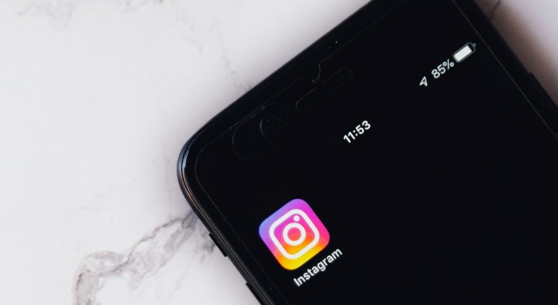 What is social commerce? 